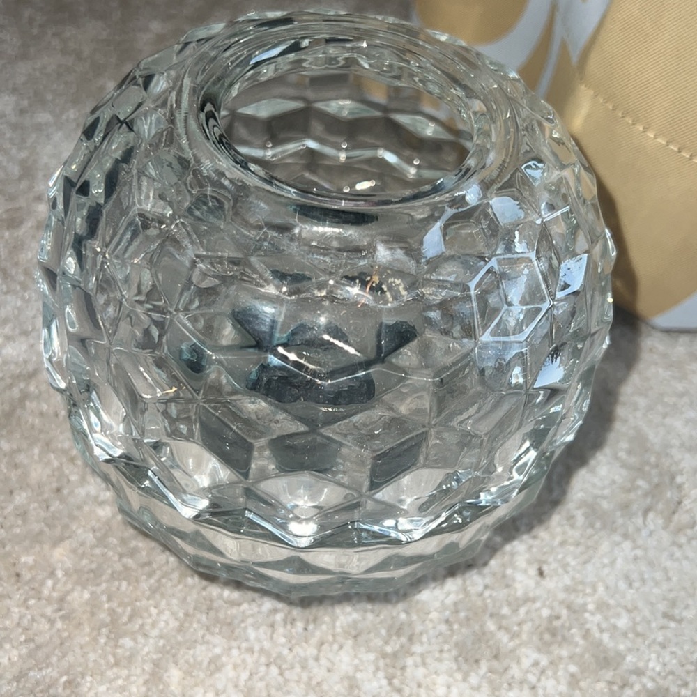 Round sphere diamond crystal votive candle holder inside